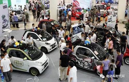 年度調(diào)查：從南北割據(jù)到抱團出海，電動車展會凸顯新變局！