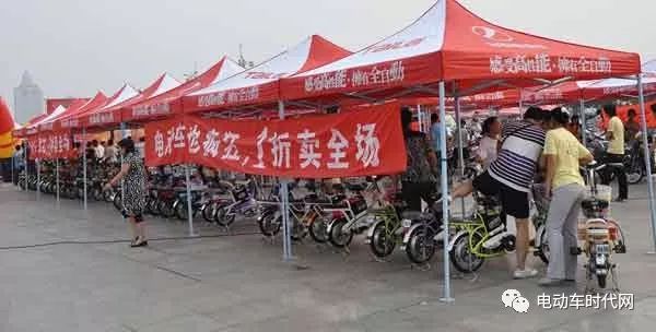 年度調(diào)查：從南北割據(jù)到抱團出海，電動車展會凸顯新變局！