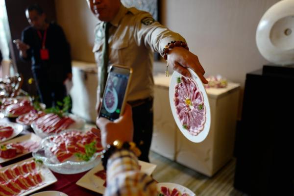 2018中國國際火鍋食材大型品嘗會展，誠健集團(tuán)上?；疱佌箷涣鲿?/></p><p style=