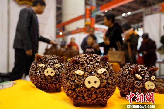 中國民間工藝品博覽會(huì)落幕非遺作品彰顯魅力