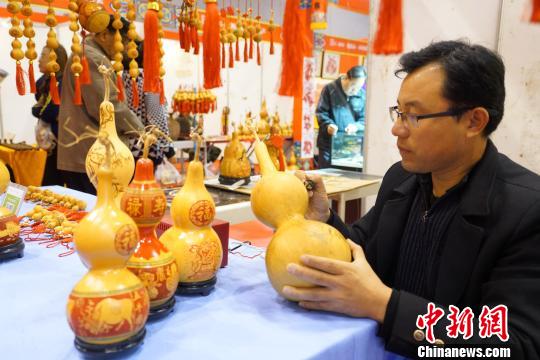 博覽會(huì)期間，眾多工藝名匠聚首煙臺(tái)?！∪螇粞z